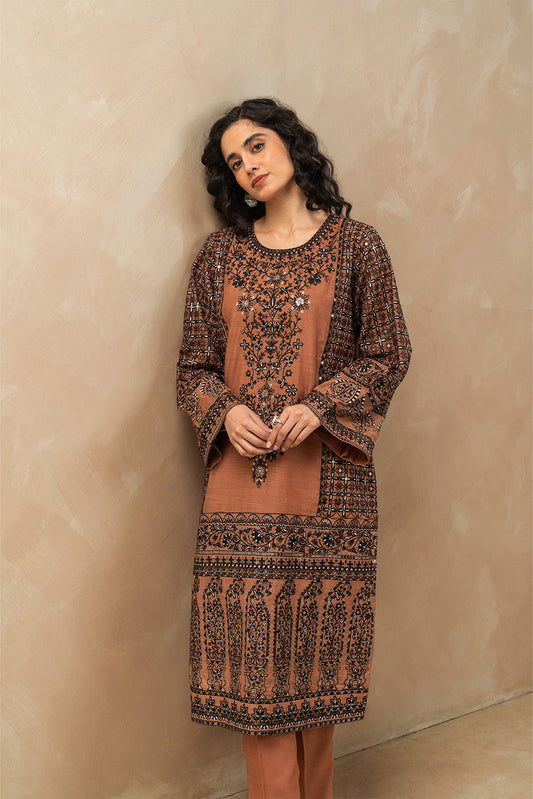 2 PIECE EMBROIDERED MONARK SUIT (LUXURY-PRET)