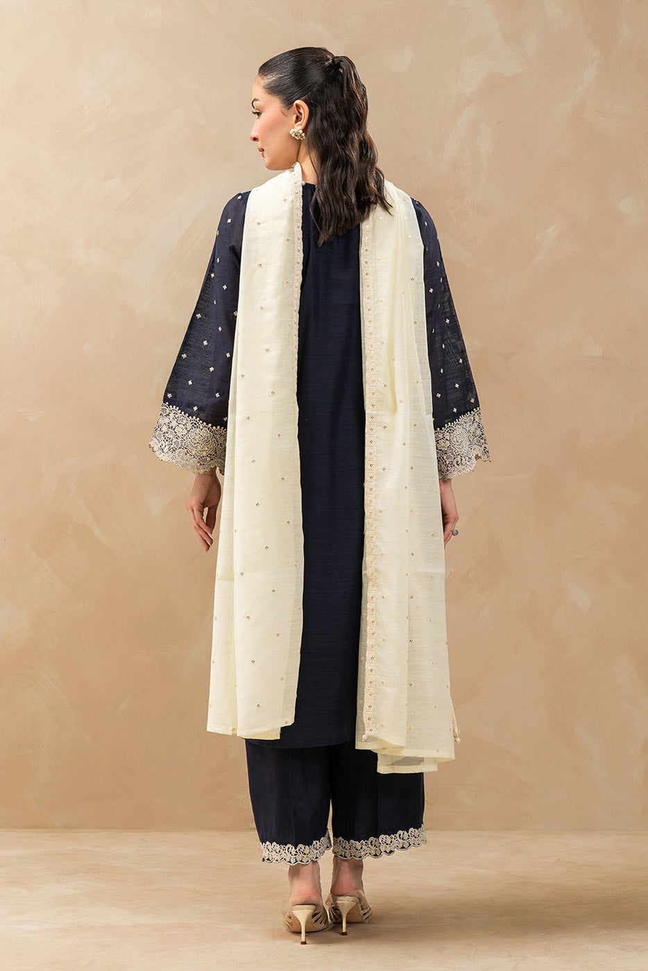 3 PIECE LUXURY MONARK SUIT (LUXURY-PRET)