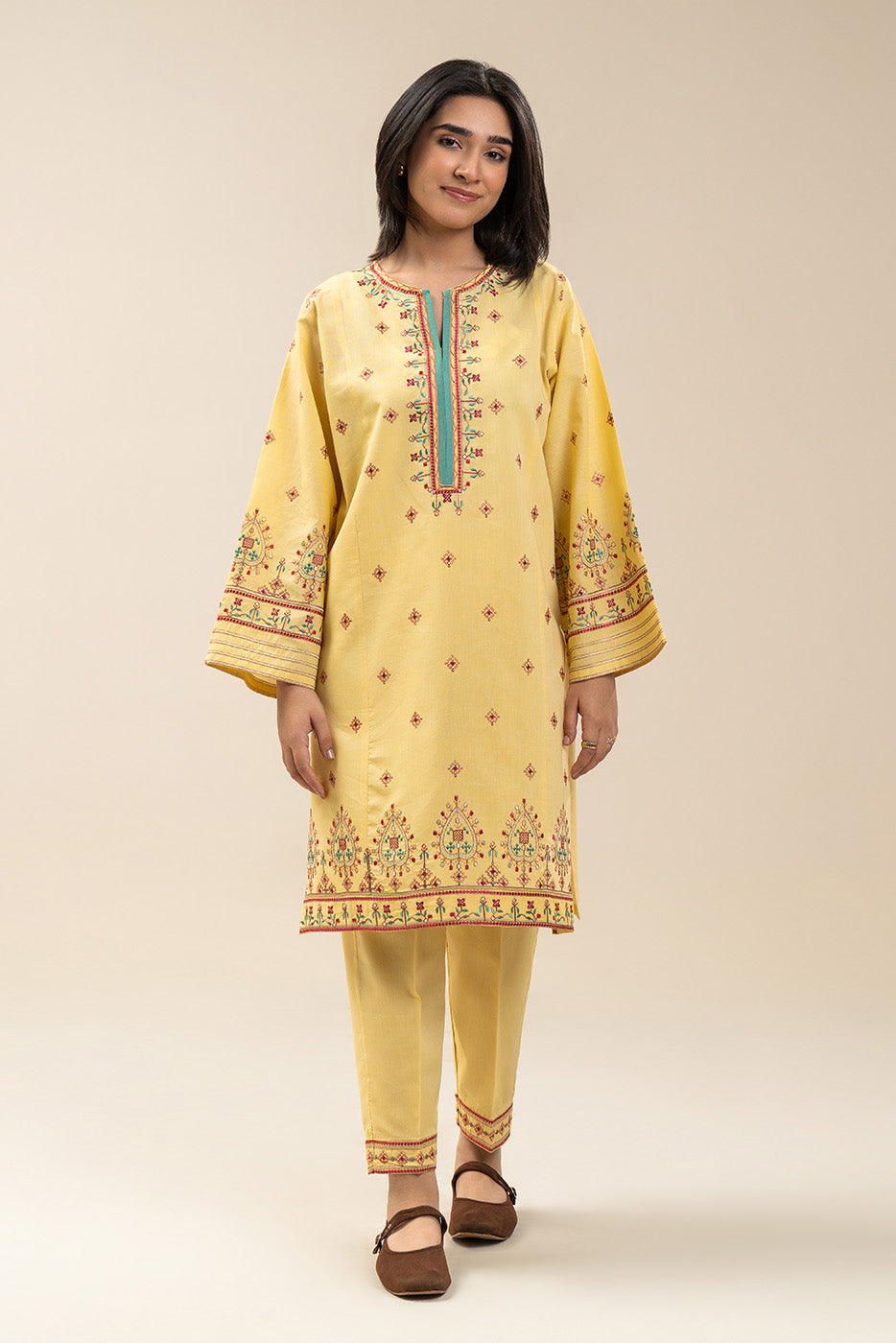 2 PIECE EMBROIDERED CHAMBRAY SUIT(PRET)