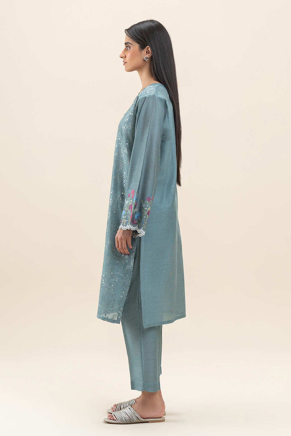 2 PIECE EMBROIDERED TWO TONE SUIT (PRET)