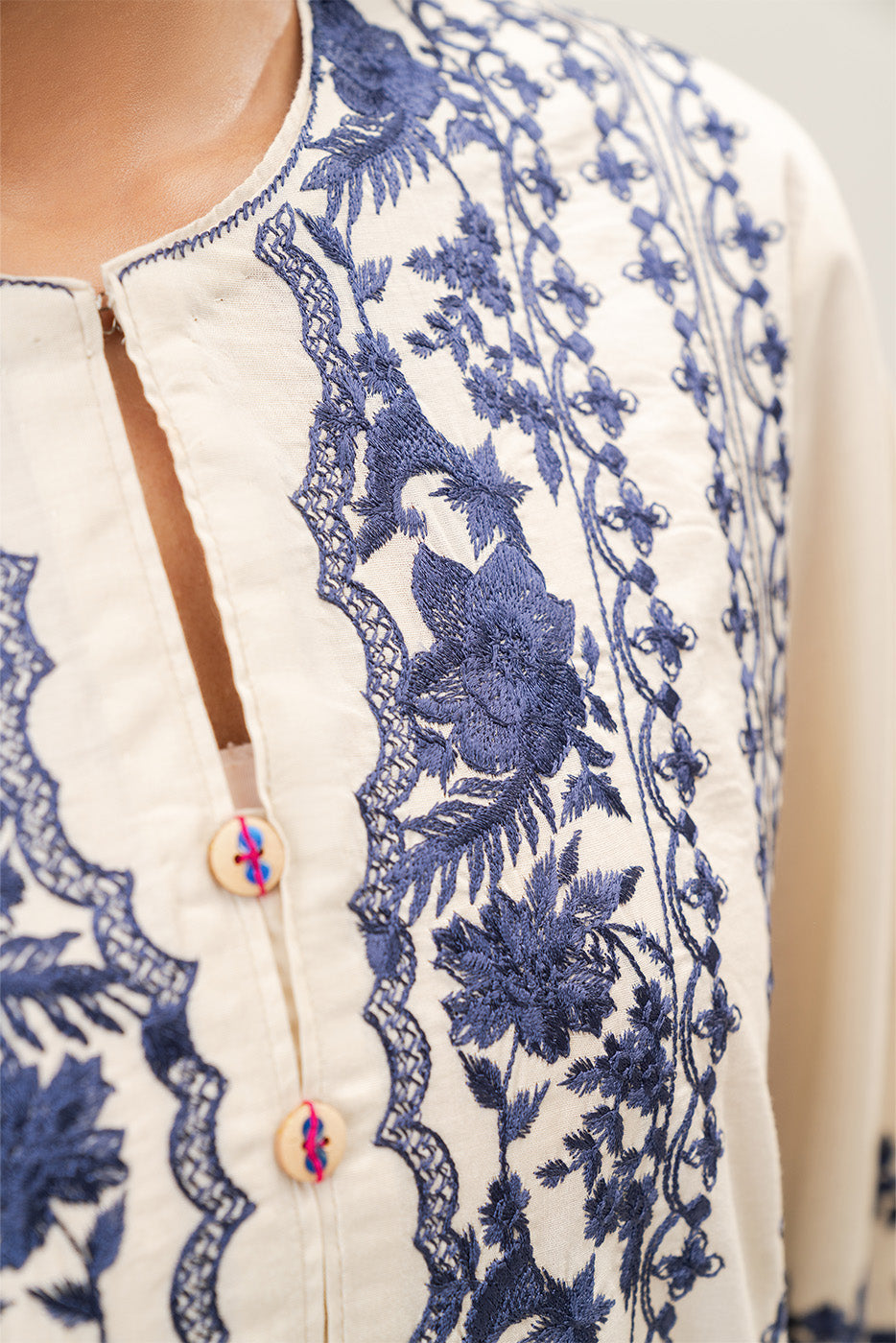 2 PIECE EMBROIDERED LAWN SUIT (PRET)