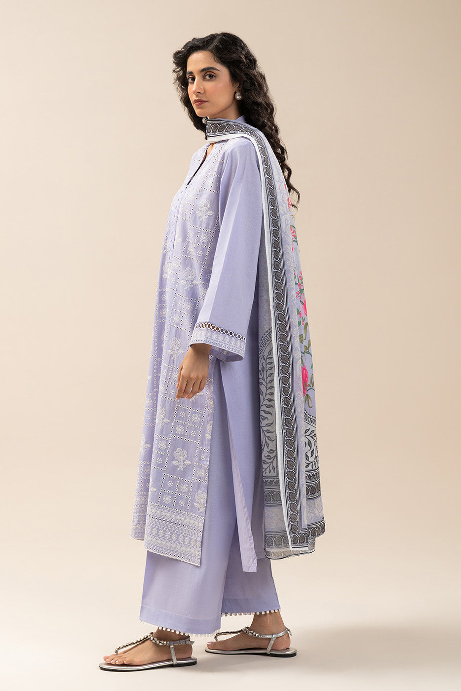3 PIECE EMBROIDERED LAWN SUIT (PRET)