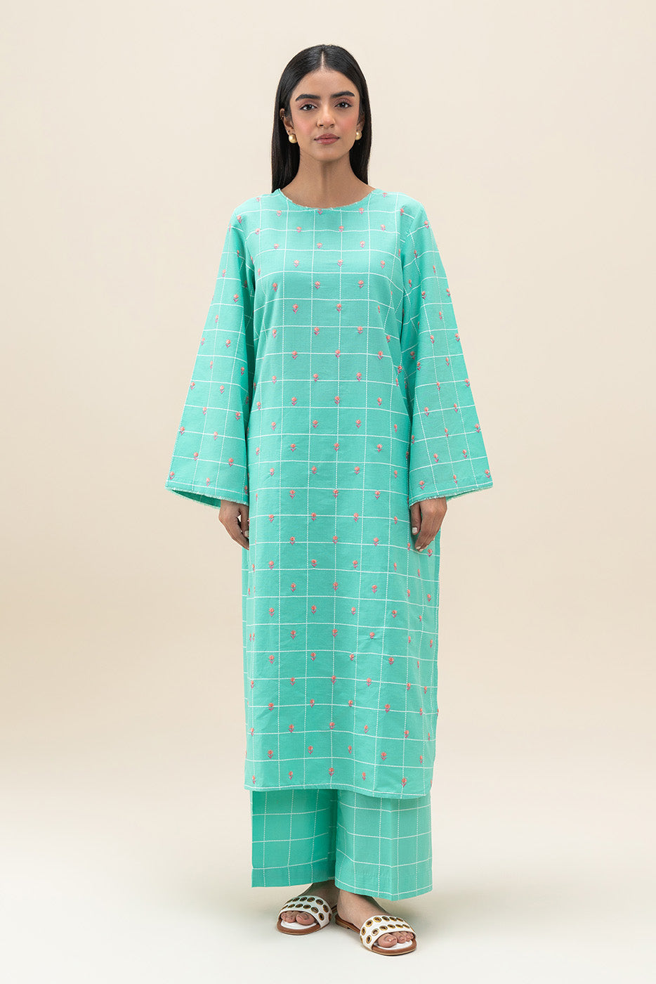2 PIECE EMBROIDERED YARN DYED SUIT (PRET)