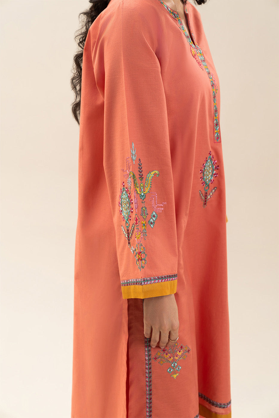 2 PIECE EMBROIDERED LAWN SUIT (PRET)