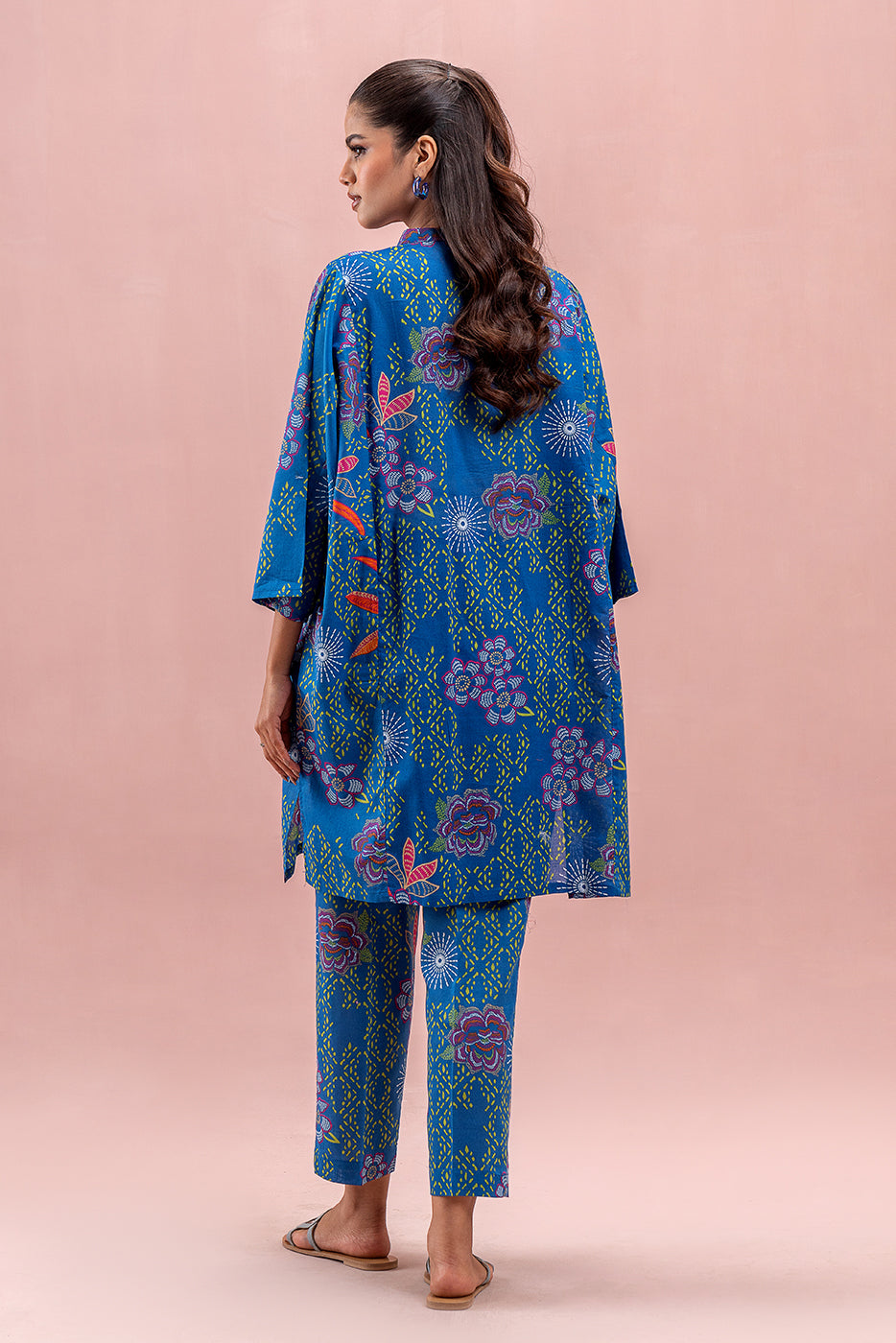 2 PIECE PRINTED LAWN SUIT (PRET)