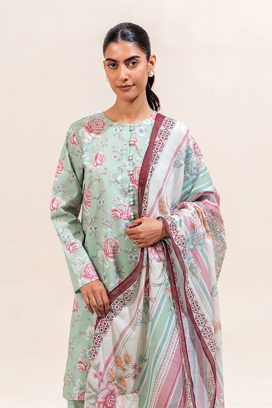 3 PIECE PRINTED LAWN SUIT-ROSE GARLAND (UNSTITCHED)