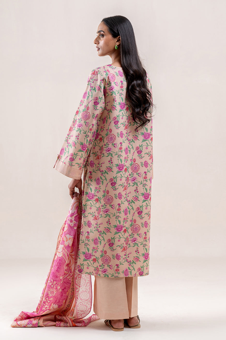 3 PIECE PRINTED LAWN SUIT-ROSACEA CREAM (UNSTITCHED)