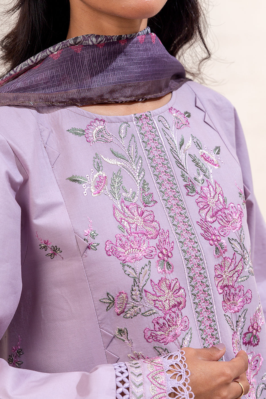 3 PIECE EMBROIDERED LAWN SUIT-LAVENDER GLARE (UNSTITCHED)