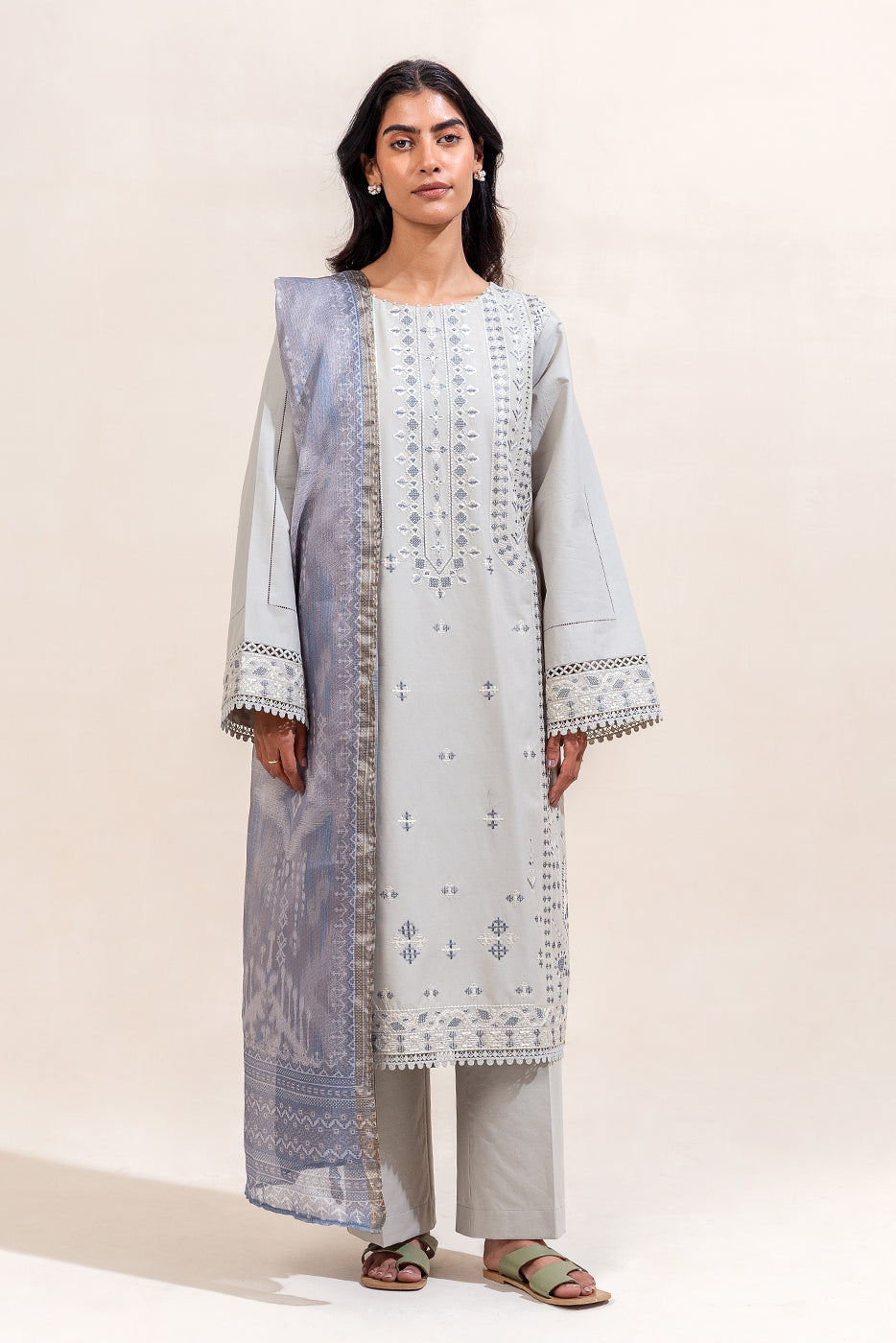 3 PIECE EMBROIDERED LAWN SUIT-STERLING BLUE (UNSTITCHED)