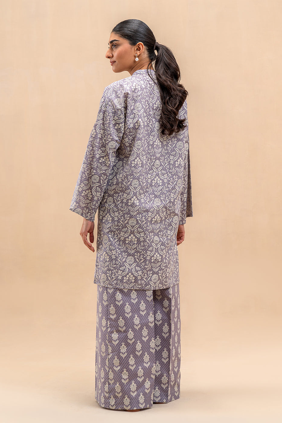 2 PIECE PRINTED LAWN SUIT-PERIWINKLE GREY (UNSTITCHED)