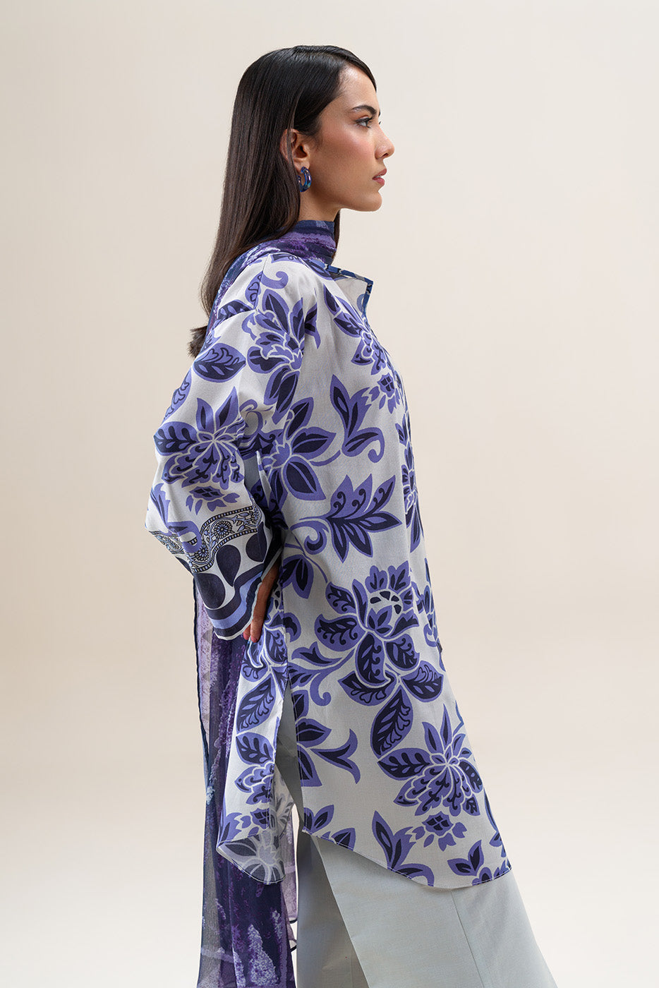 3 PIECE PRINTED LAWN SUIT-LUSTRE BLOOM (UNSTITCHED)