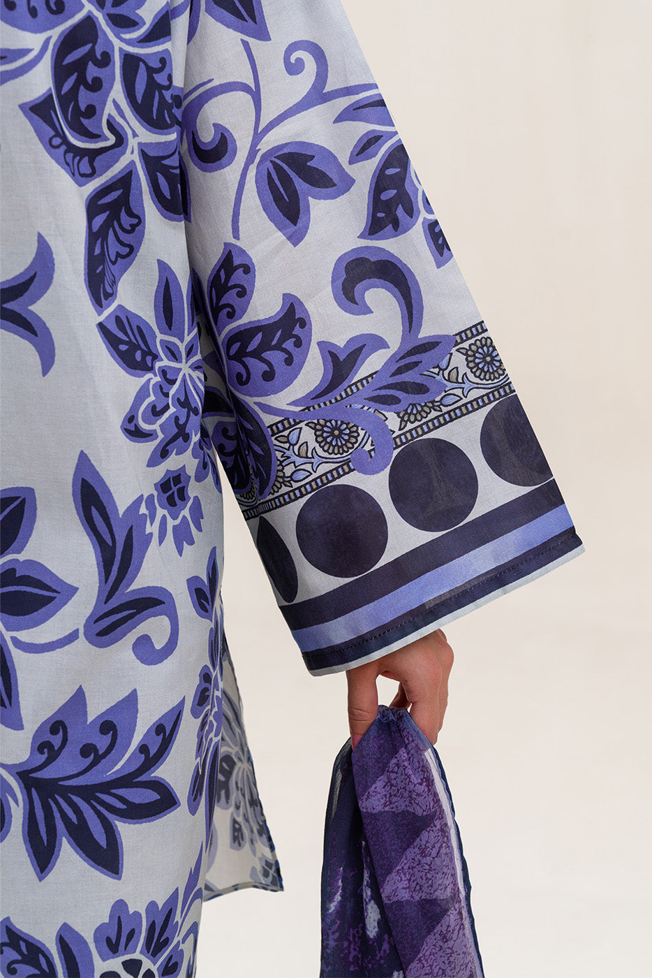 3 PIECE PRINTED LAWN SUIT-LUSTRE BLOOM (UNSTITCHED)