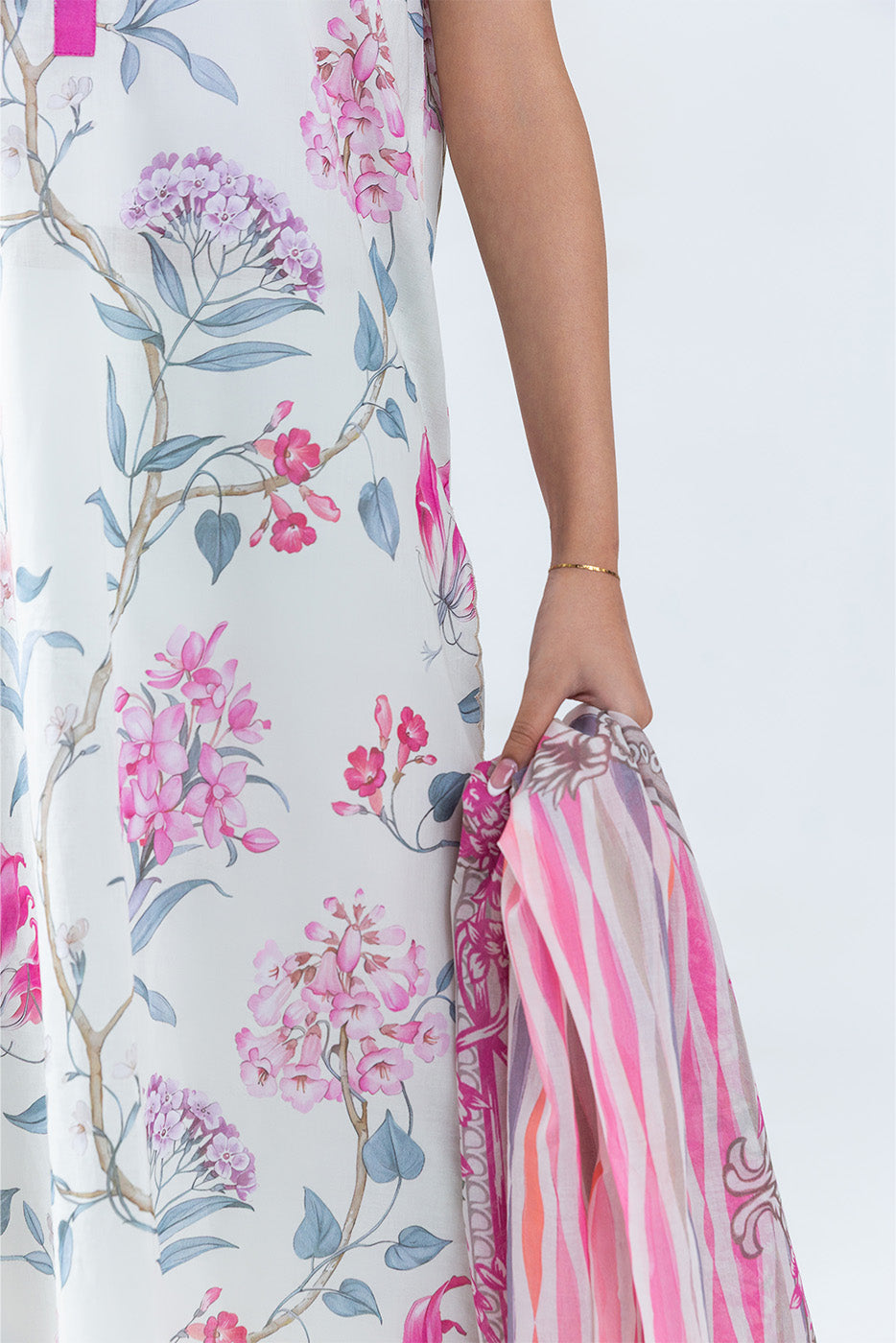 3 PIECE PRINTED LAWN SUIT-IVORY ORCHID (UNSTITCHED)