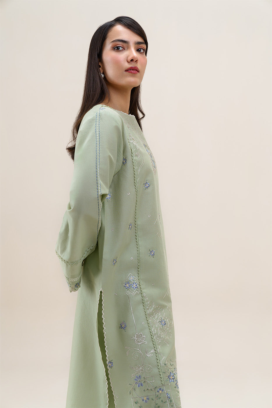2 PIECE EMBROIDERED LAWN SUIT-MOSS GREEN (UNSTITCHED)