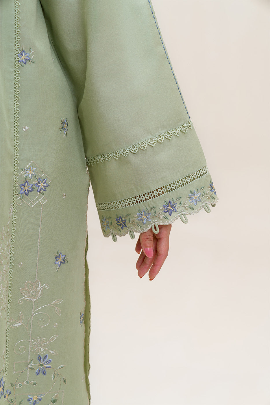 2 PIECE EMBROIDERED LAWN SUIT-MOSS GREEN (UNSTITCHED)