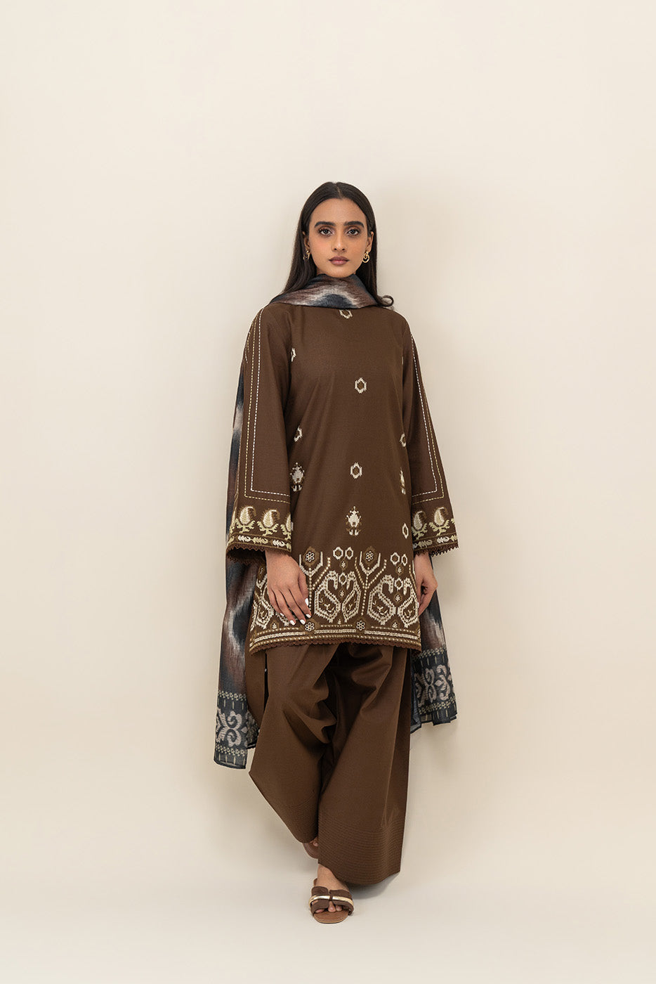 3 PIECE EMBROIDERED LAWN SUIT-UMBER TWIST (UNSTITCHED)