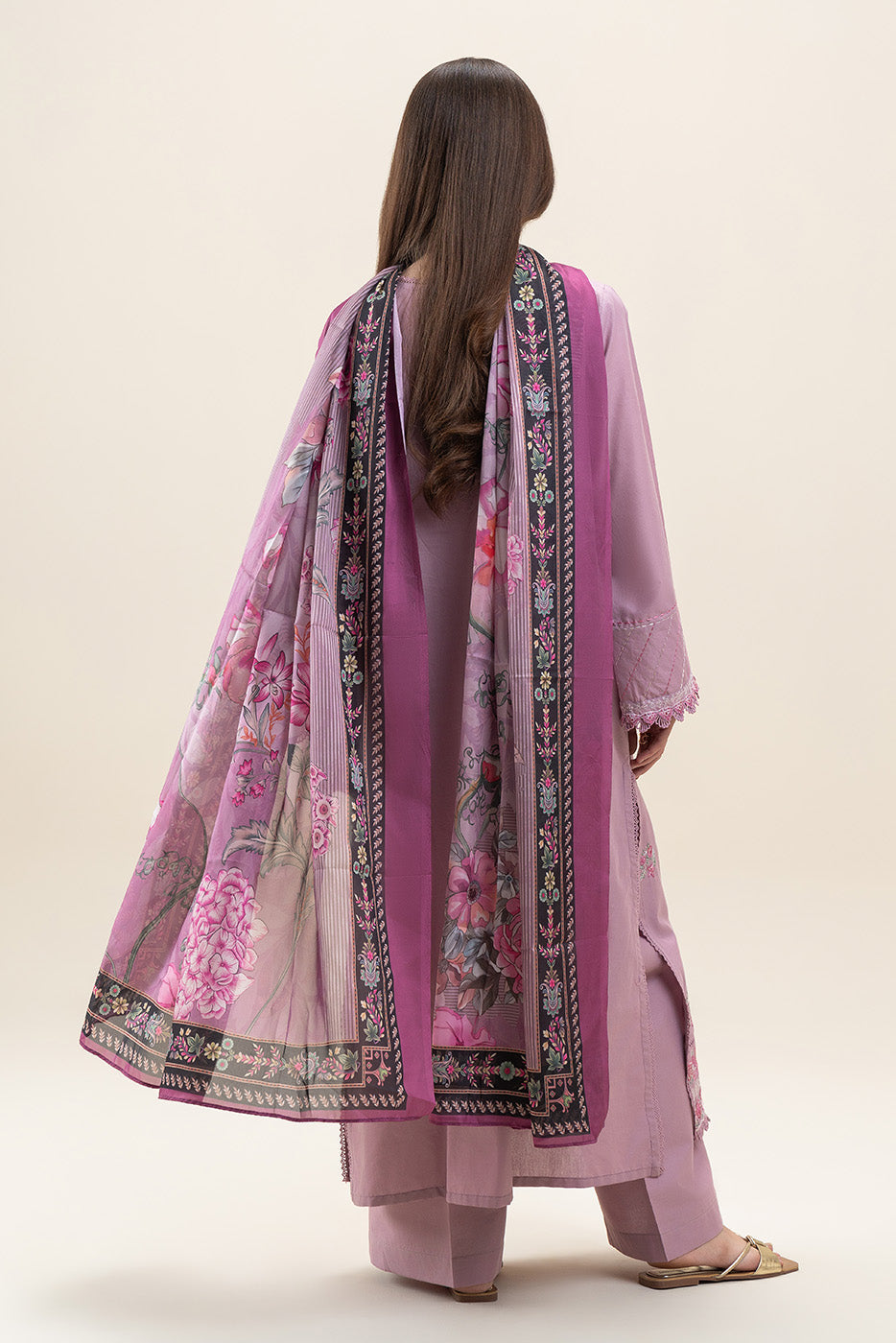 3 PIECE EMBROIDERED LAWN SUIT-LAVENDER DREAM (UNSTITCHED)