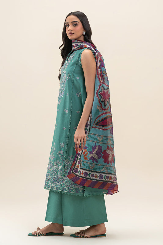 3 PIECE EMBROIDERED LAWN SUIT-VIBRANT SPRUCE (UNSTITCHED)