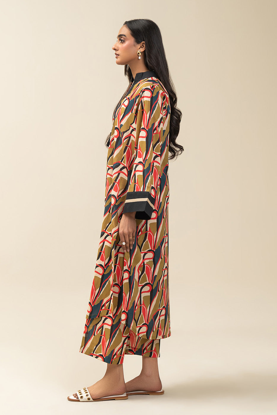 2 PIECE PRINTED LAWN SUIT (PRET)