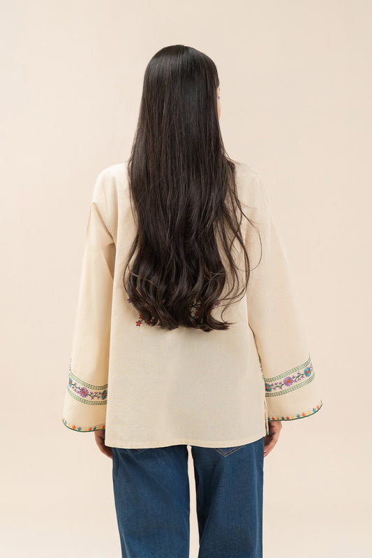 EMBROIDERED TOP