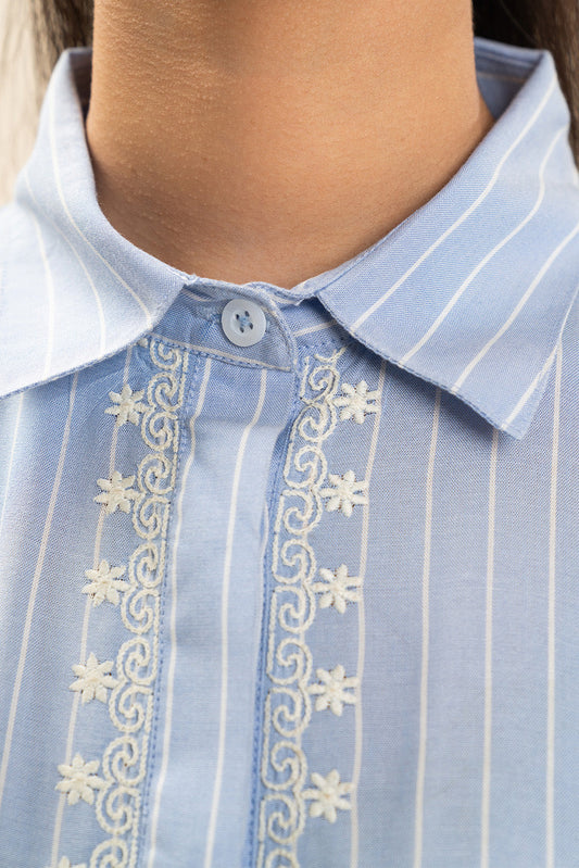 EMBROIDERED YARN DYED TOP (FLOW)