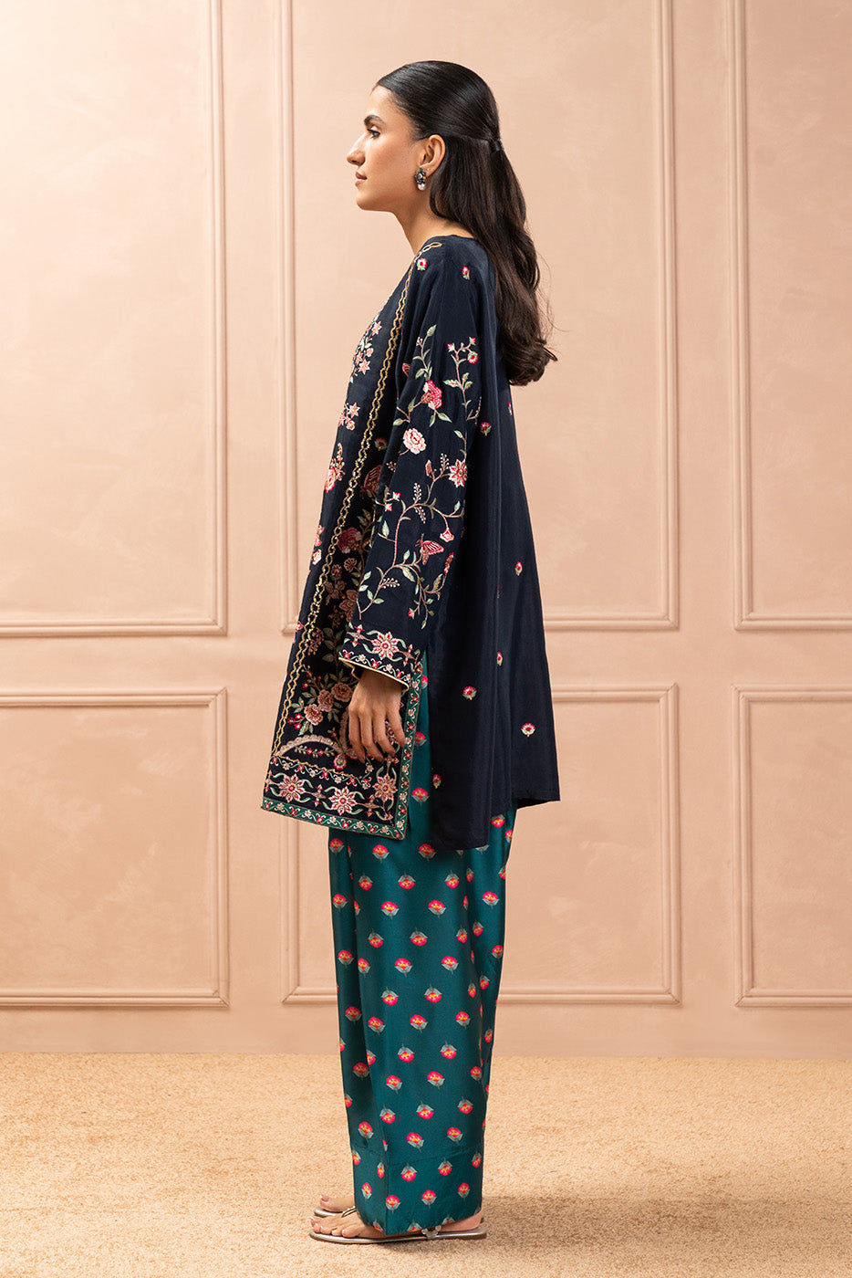 2 PIECE EMBROIDERED RAW SILK SUIT (LUXURY PRET)