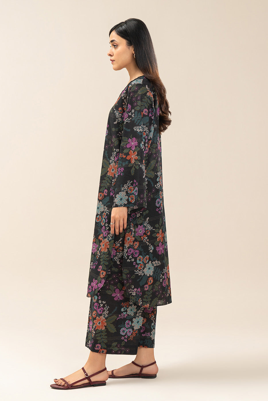 2 PIECE PRINTED LUREX LAWN SUIT (PRET)