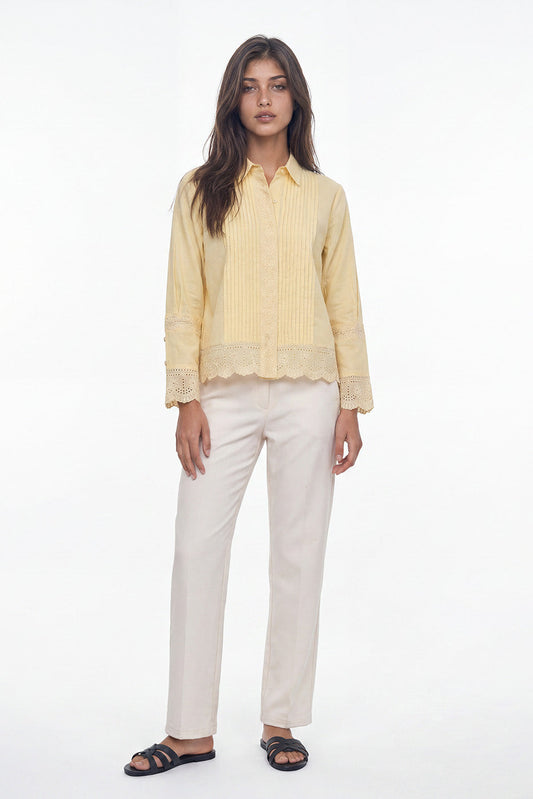 EMBROIDERED BUTTON DOWN TOP