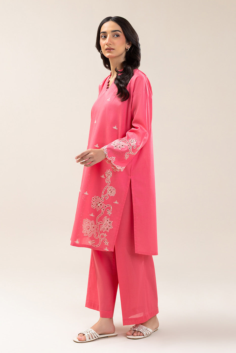 EMBROIDERED LAWN SHIRT (PRET)