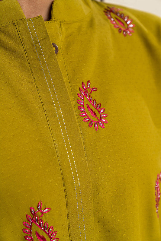 2 PIECE EMBROIDERED DOBBY SUIT (PRET)