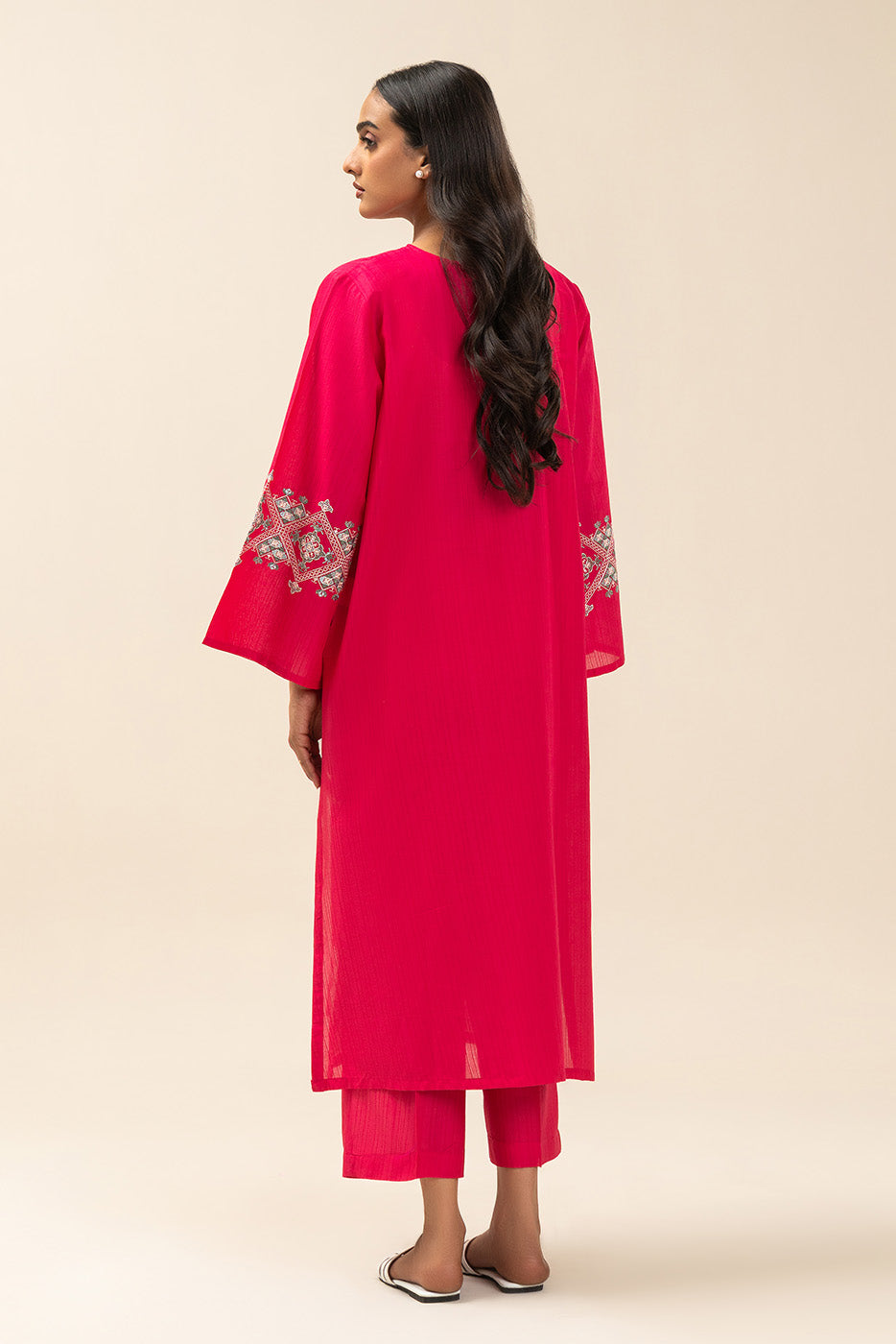 2 PIECE EMBROIDERED DORIA DOBBY SUIT (PRET)