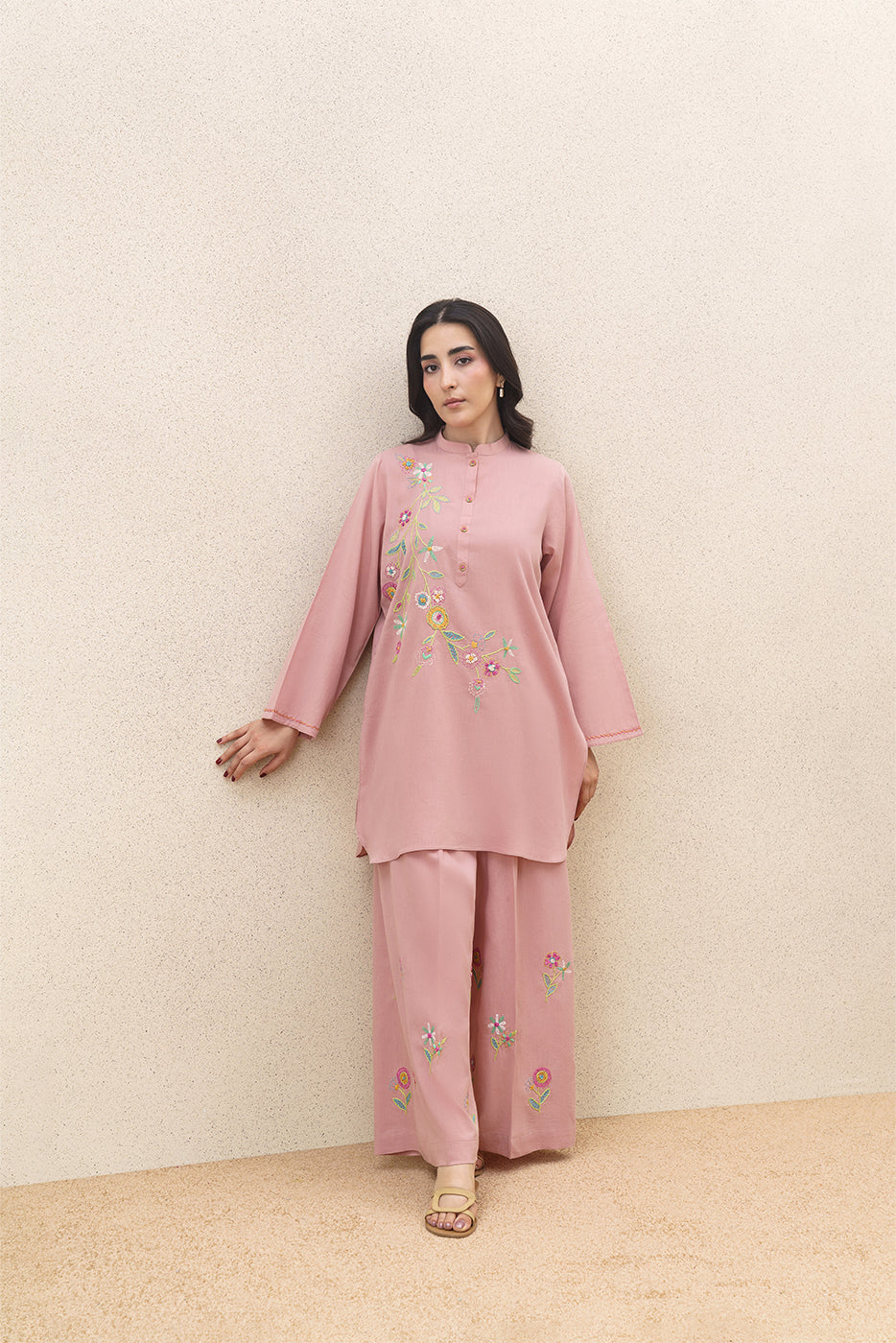 2 PIECE EMBROIDERED YARN DYED SUIT (PRET)