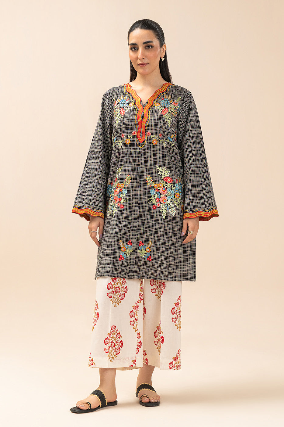 2 PIECE EMBROIDERED DORIA SUIT (PRET)