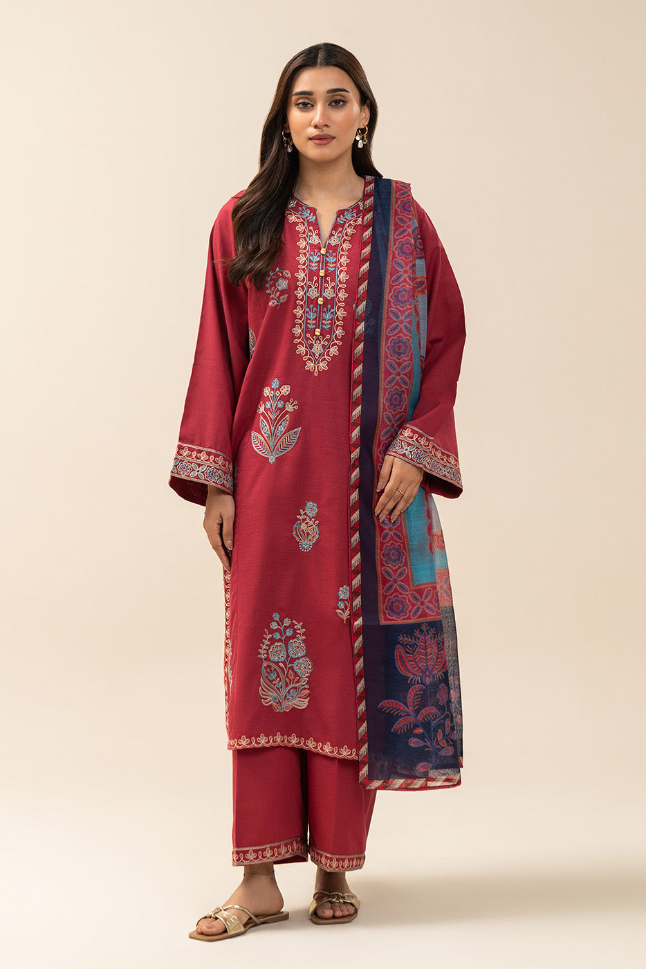 2 PIECE EMBROIDERED SLUB SUIT (PRET)