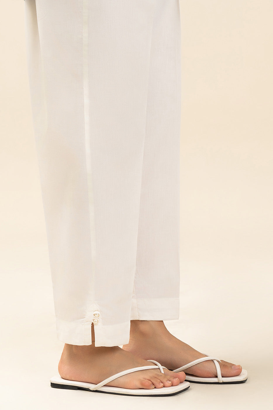 BASIC STRAIGHT PANTS