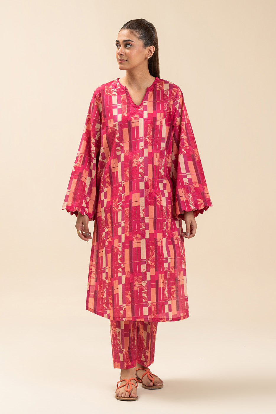 2 PIECE PRINTED LAWN SUIT (PRET)