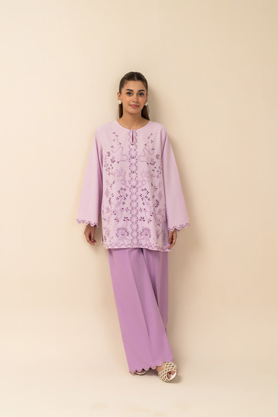 EMBROIDERED TOP (FLOW)