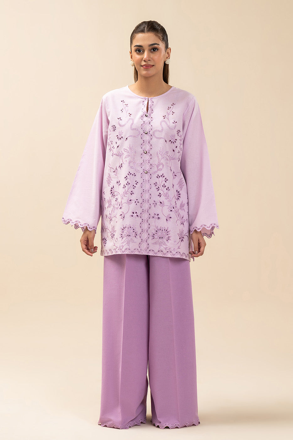 EMBROIDERED TOP (FLOW)