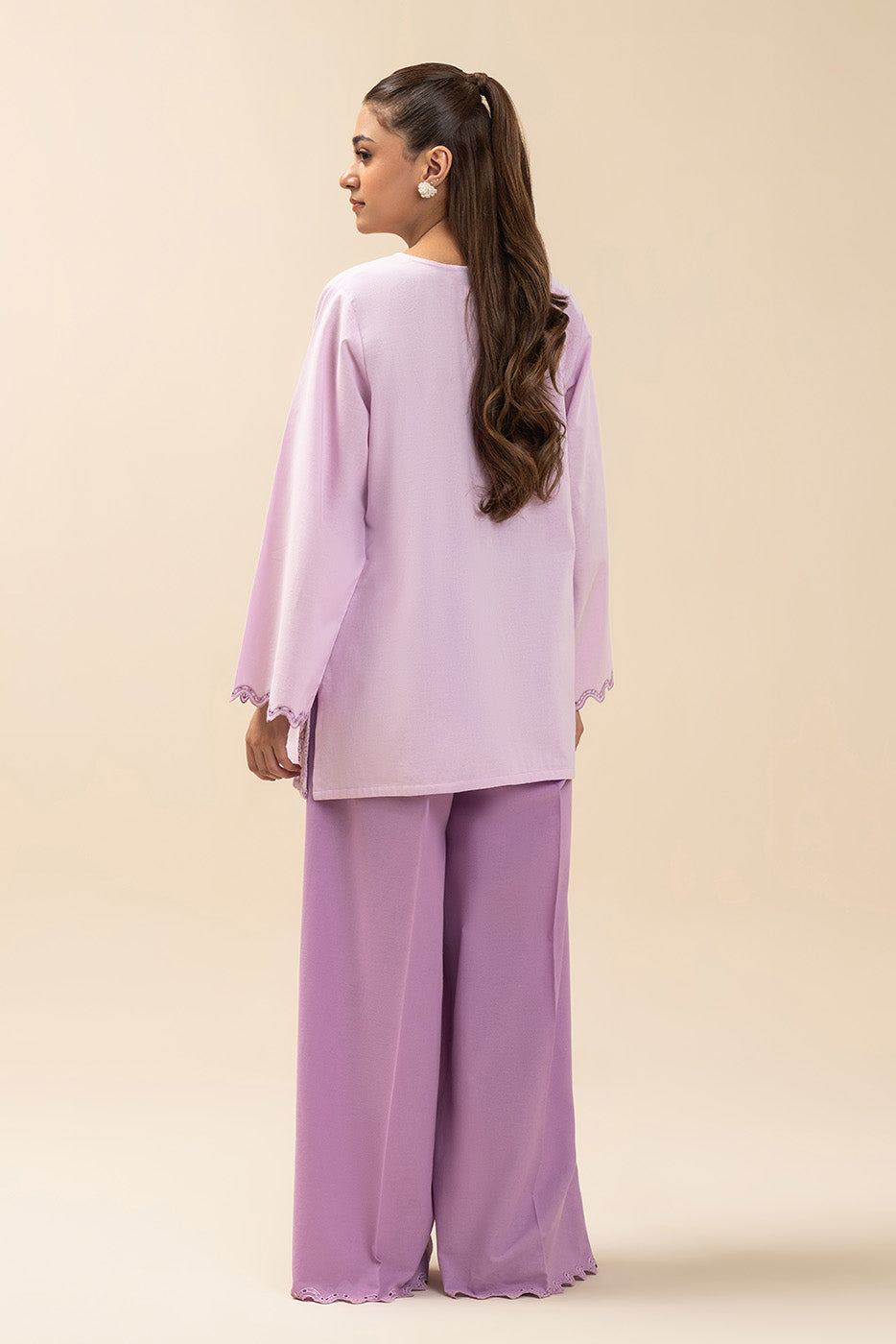 EMBROIDERED TOP (FLOW)