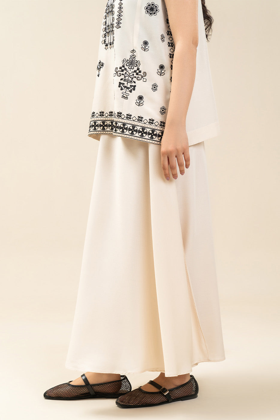 SOLID YARN DYED SKIRT (FUSION)