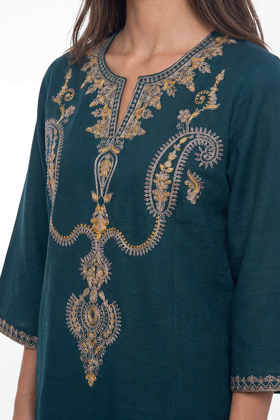 2 PIECE EMBROIDERED SLUB SUIT (PRET)