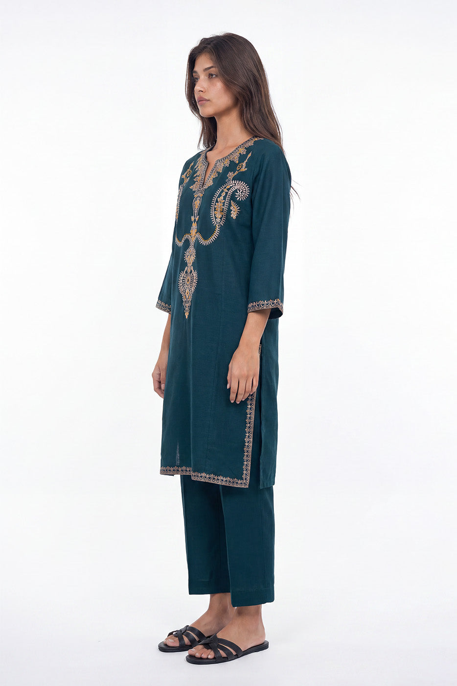 2 PIECE EMBROIDERED SLUB SUIT (PRET)