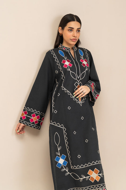 2 PIECE EMBROIDERED SLUB SUIT (PRET)