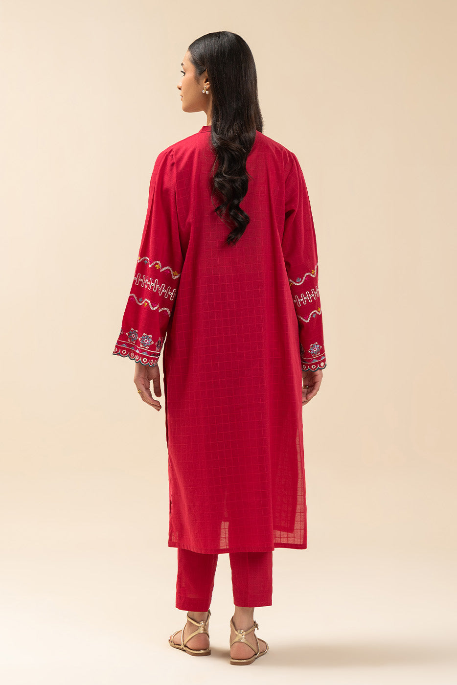 2 PIECE EMBROIDERED DORIA SUIT (PRET)