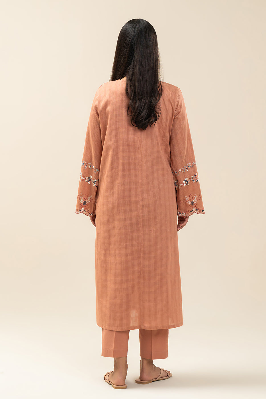 2 PIECE EMBROIDERED DORIA SUIT (PRET)