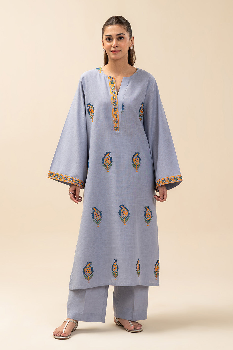 2 PIECE EMBROIDERED TWO WAY SLUB SUIT (PRET)