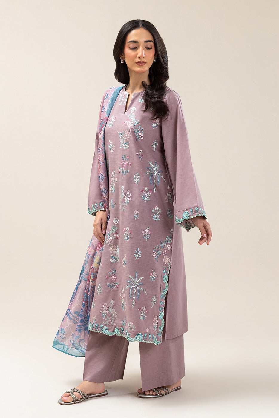 2 PIECE EMBROIDERED TWO WAY SLUB SUIT (PRET)