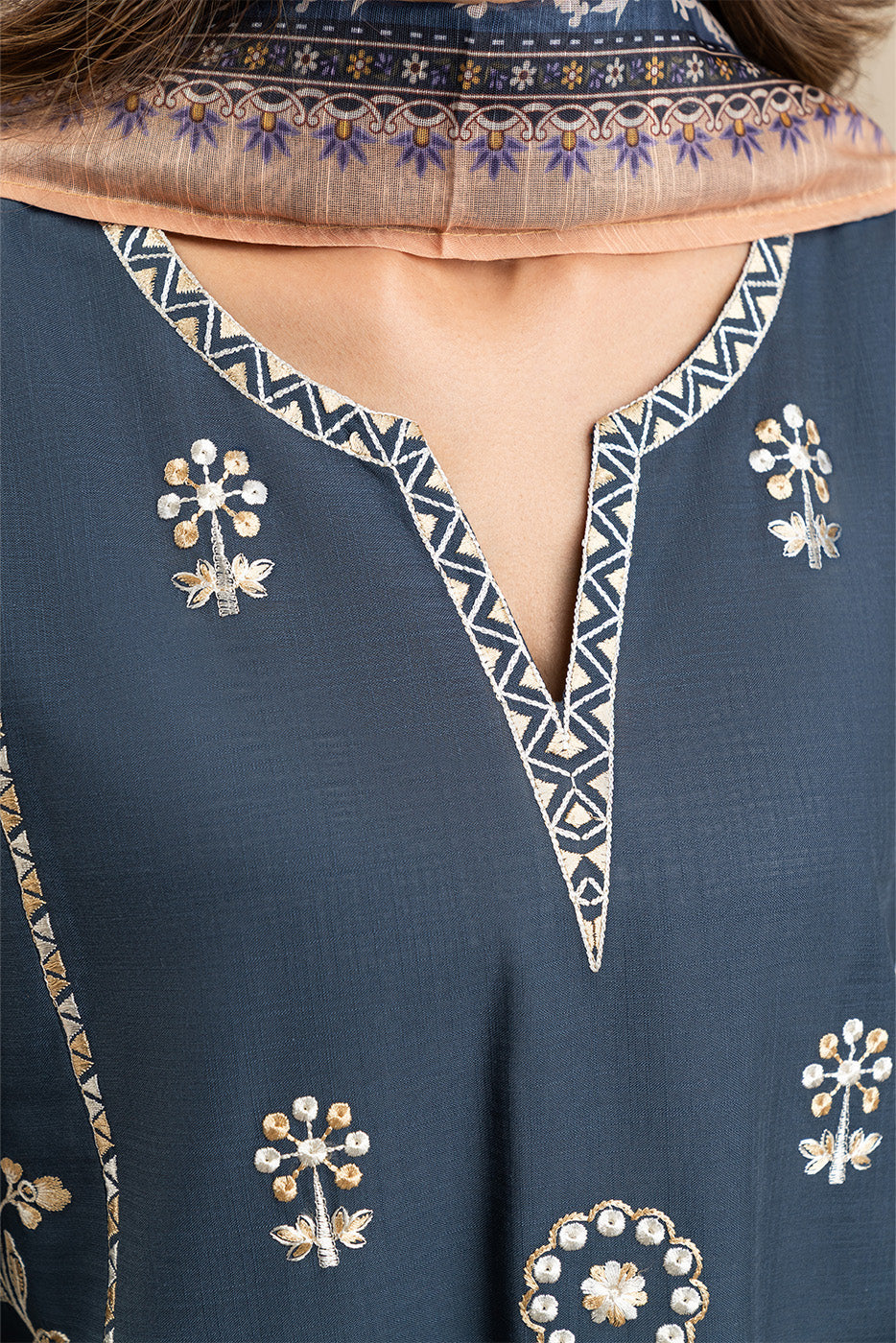 3 PIECE EMBROIDERED TWO WAY SLUB SUIT (PRET)