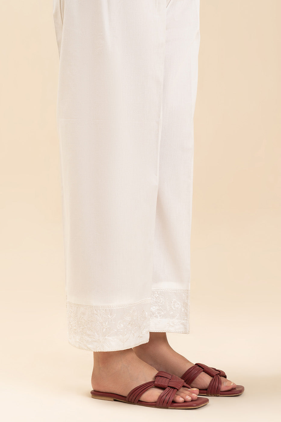 EMBROIDERED CULLOTE PANTS