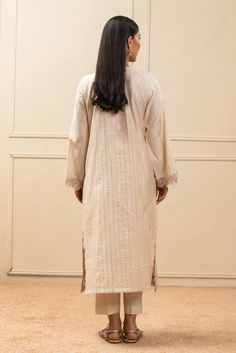 EMBROIDERED DOBBY JACQUARD SHIRT (PRET)
